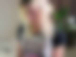 Live cam show with Aria - Normal on Strip Flash - Live Sex Shows