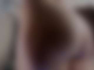 Live cam show with Aria - Blonde Hair on Camsoda