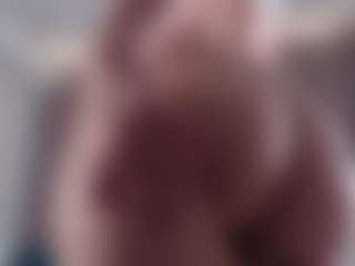 Live cam show with Aria - Camel Toe on CamSextacy