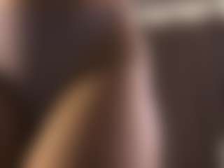 Live cam show with Aria - Blonde Hair on madthumbs