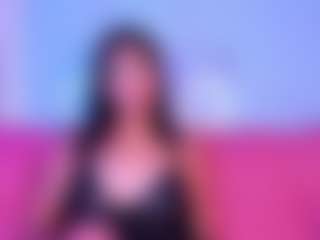 Live cam show with Luna - Strip on studioflirtlive.com