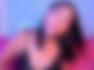 Live cam show with Luna - Fingering on Camming Site