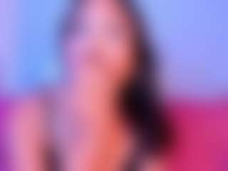 Live cam show with Luna - Tiny Tits on Free Soda