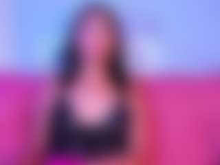 Live cam show with Luna - Blowjob on Free Soda