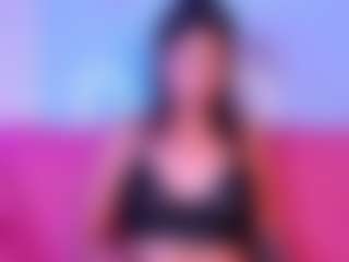 Live cam show with Luna - Doggy Style on Pornisteam.com