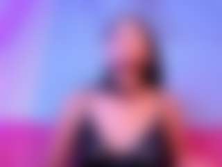 Live cam show with Luna - Blowjob on xDating