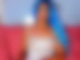 Live cam show with Luna - New Squirt on Camsoda