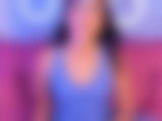 Live cam show with Luna - Skinny on Porn Luv
