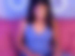 Live cam show with Luna - Brown Hair on Stripli.com