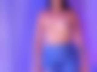 Live cam show with Luna - Brown Hair on crypto-cams