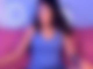 Live cam show with Luna - Brown Hair on Milfs Live