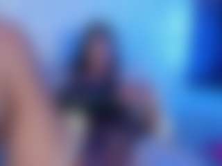 Luna's Live Sex Cam Show