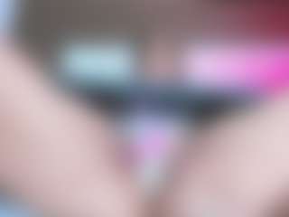 Live cam show with Luna - Drinking on Milfs Live