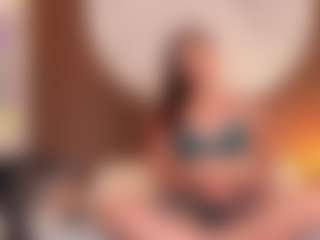 Live cam show with Luna - BBW on Camsoda