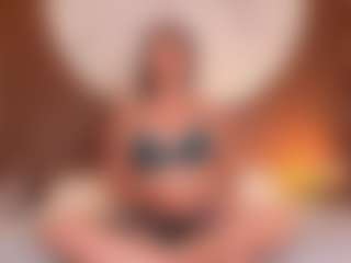 Live cam show with Luna - White on sexylive.show | colombia