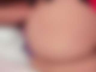 Live cam show with Luna - Shaved Pussy Brown Hair on fapnchat