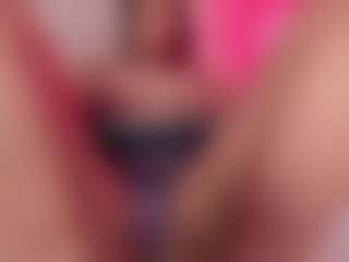 Luna's Live Sex Cam Show