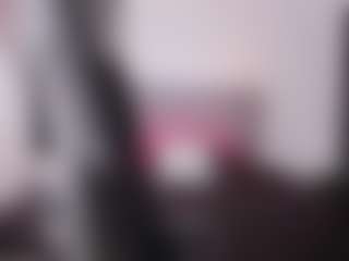 Live cam show with Luna - Interactivetoy Mature on https://playwithruby.com