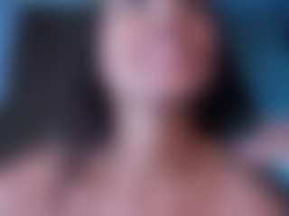 Live cam show with Luna - Indian Striptease on livesexfox.com | colombia