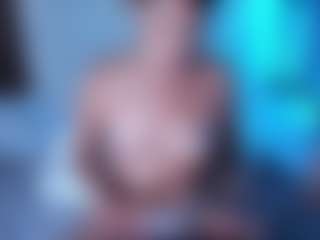 Luna's Live Sex Cam Show