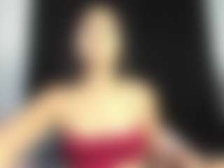 Live cam show with Luna - Twerk on madthumbs