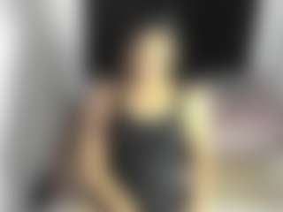 Live cam show with Luna - Solo on Camsoda
