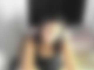 Live cam show with Luna - Dirty on Camsoda