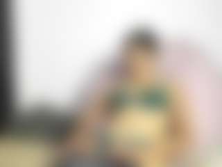 Luna's Live Sex Cam Show