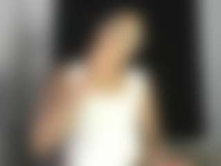 Live cam show with Luna - Erotic Dance on Camsoda