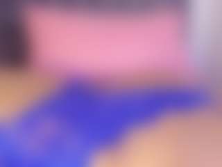 Live cam show with Luna - Petite on https://playwithruby.com