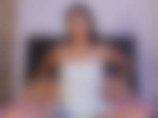 Luna's Live Sex Cam Show