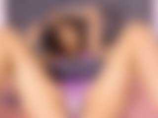 Live cam show with Luna - Creampie on Camsoda