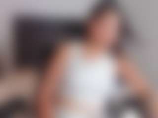 Live cam show with Luna - Dirty Talk on Camsoda