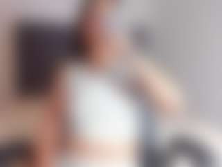 Live cam show with Luna - Spank on Gym Cam Girls
