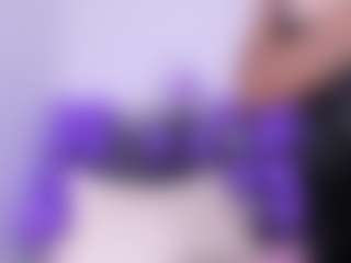 Luna's Live Sex Cam Show