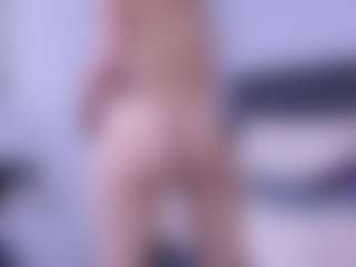 Luna's Live Sex Cam Show