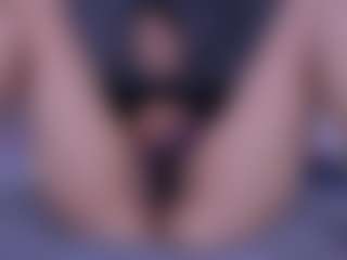 Luna's Live Sex Cam Show