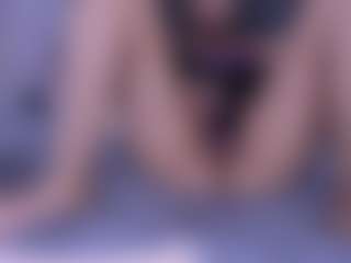 Luna's Live Sex Cam Show