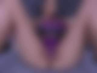 Luna's Live Sex Cam Show
