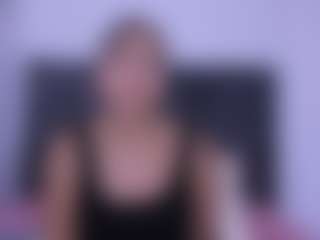 Luna's Live Sex Cam Show