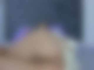 Live cam show with Luna - Cute on iamadamtest123.com