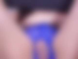 Live cam show with Luna - Ass Bouncing on Lustler