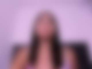 Luna's Live Sex Cam Show