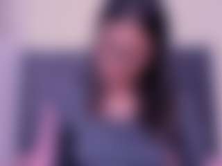 Live cam show with Luna - Anal Toys on CamClone