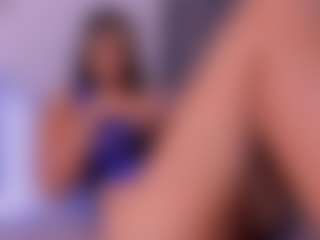 Live cam show with Luna - Oil on mypornchat.com