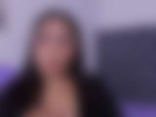 Live cam show with Luna - Fetish on Soda Cam