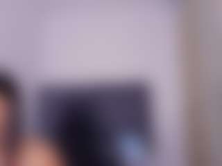 Live cam show with Luna - Control on Camsoda
