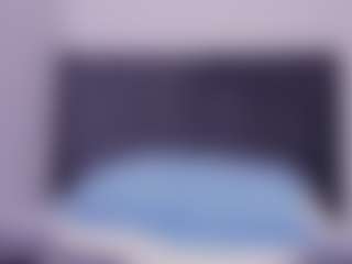 Live cam show with Luna - Brown Hair on WildCum