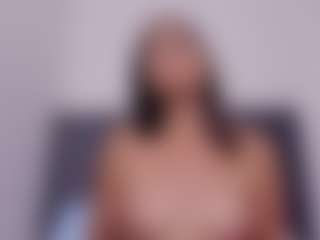 Luna's Live Sex Cam Show