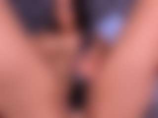 Luna's Live Sex Cam Show